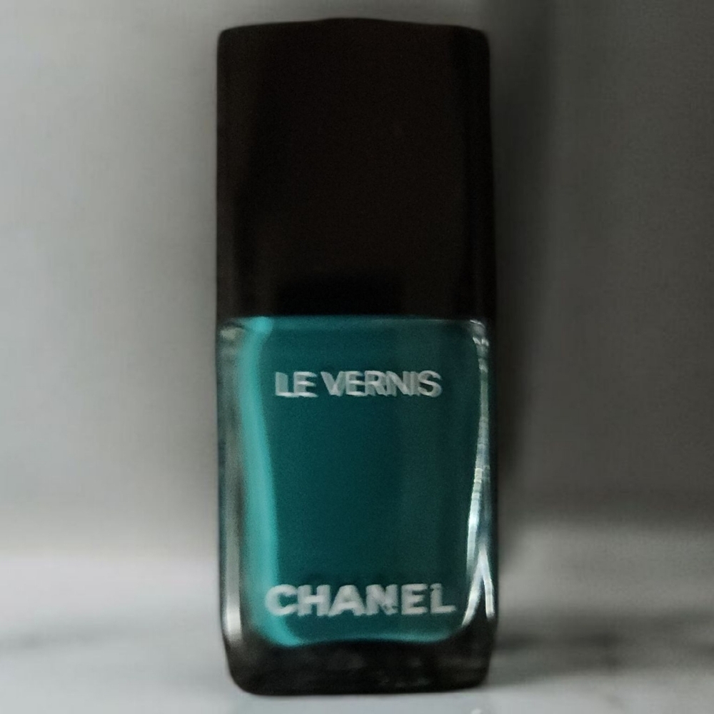 1 Bottle Of Authentic Channel Limited Edition Longwear Nail Polish Never Opened - Picture 6 of 8